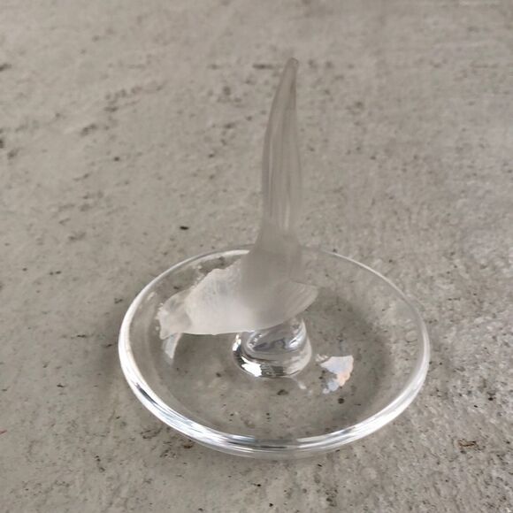 Lalique ring dish   - Picture 1 of 3